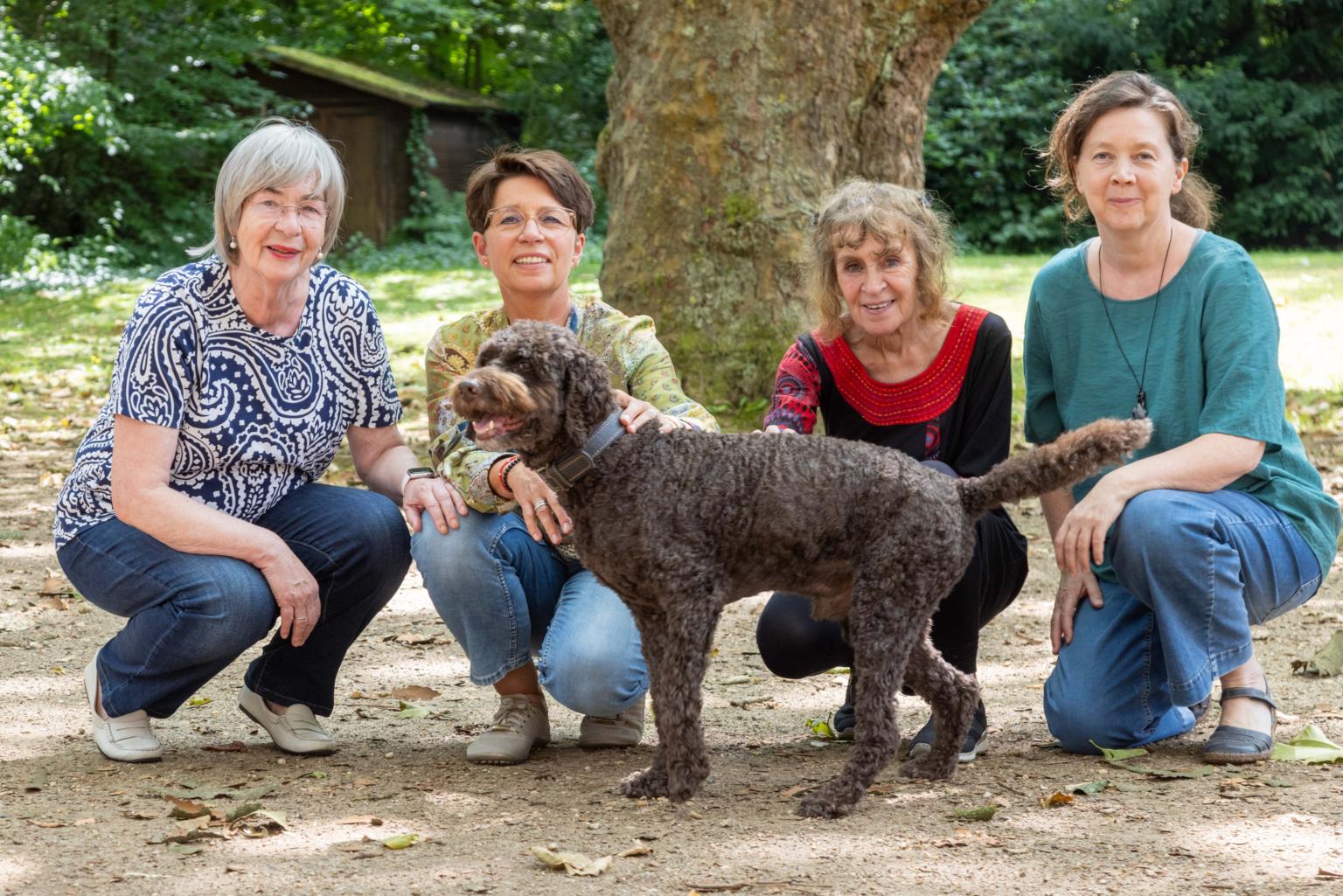 Trauerbegleiter mit Hund (c) Trauerseelsorge MG