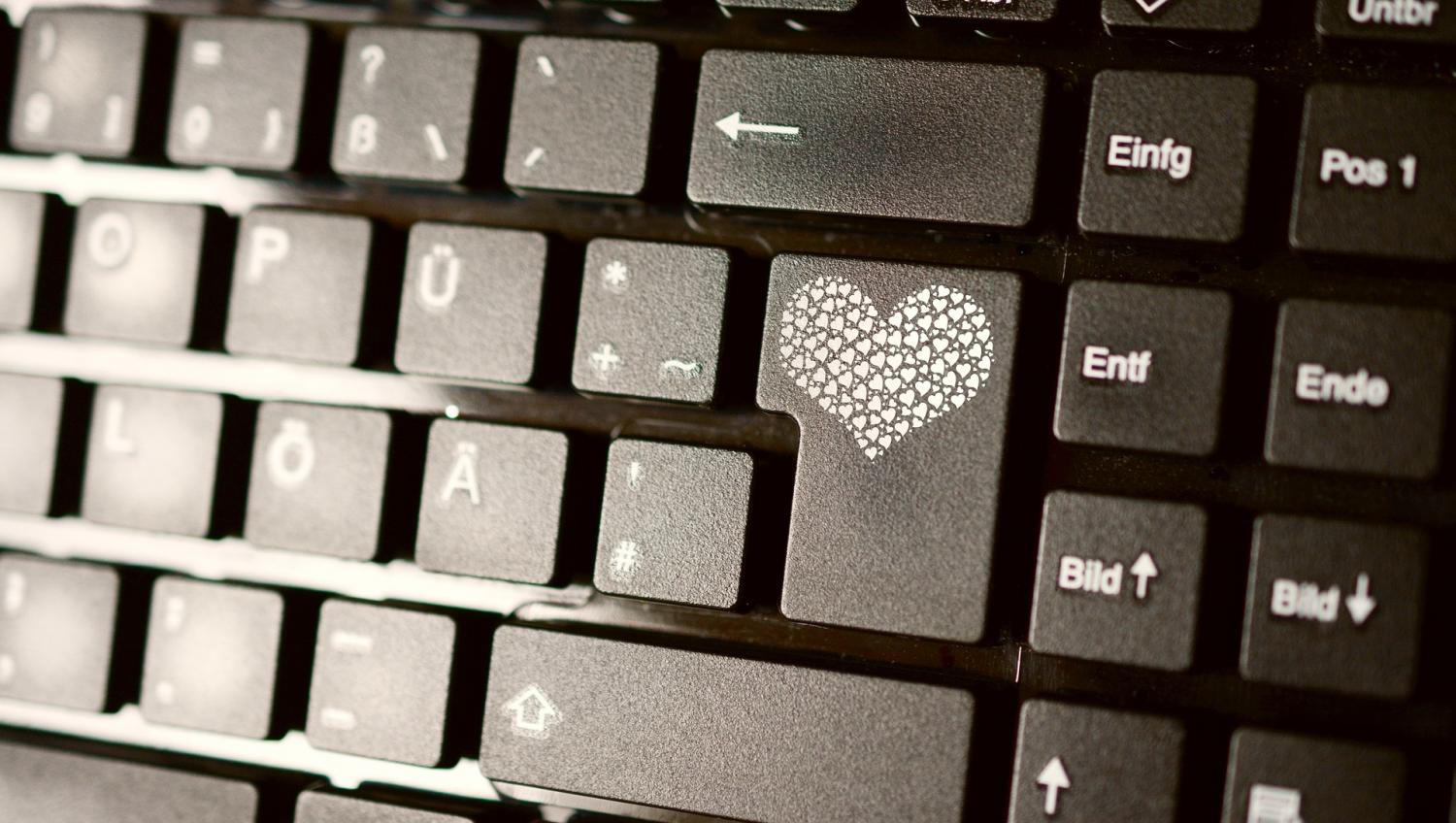 Love Speech statt Hate Speech (c) Bild: congerdesign / Pixabay.com - Lizenz In: Pfarrbriefservice.de